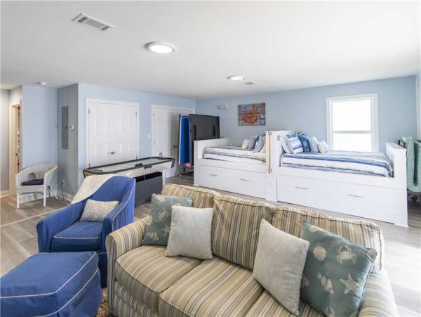 Stroll Onto the Beach from this Amazing Vacation Home