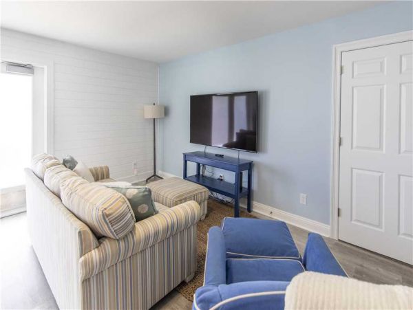 Stroll Onto the Beach from this Amazing Vacation Home