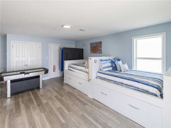 Stroll Onto the Beach from this Amazing Vacation Home