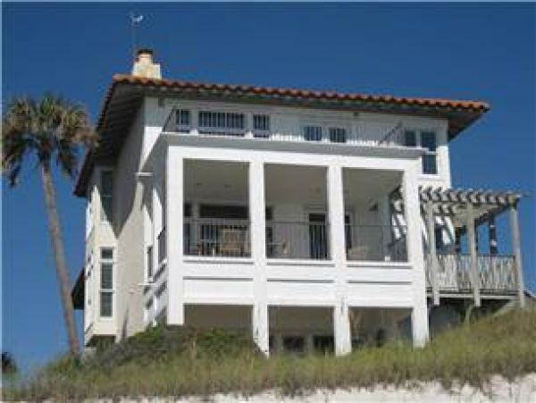 Four bedroom Dune Allen Vacation Home Steps to Beach.