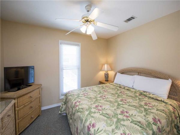Dune Allen 4 Bedroom Family Home Right On Beach Sleeps 12