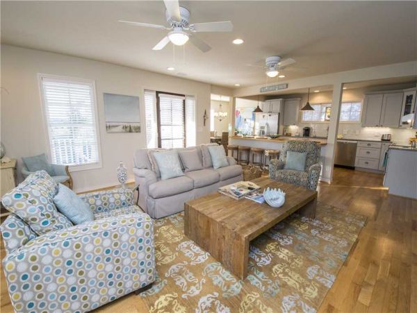 Pet Friendly Six Bedroom Pool Home in Santa Rosa Beach