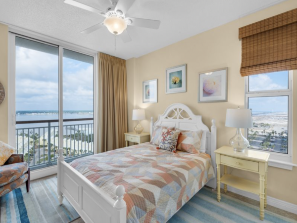Three Bedroom Beach Front Luxury Rental in Navarre