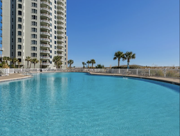 Three Bedroom Beach Front Luxury Rental in Navarre