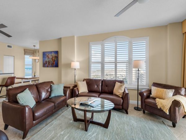 Three Bedroom Beach Front Luxury Rental in Navarre