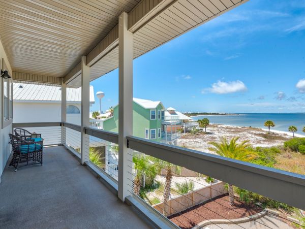 Stunning Sound Front Retreat in Navarre Beach
