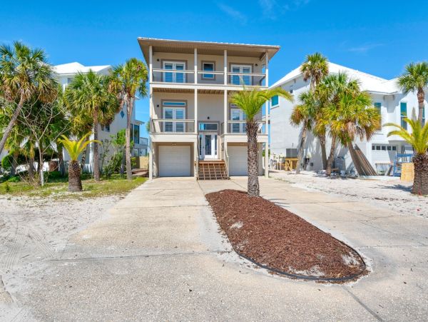 Stunning Sound Front Retreat in Navarre Beach