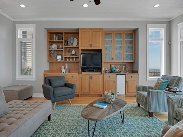 Spacious Beach House Awaits Your Arrival