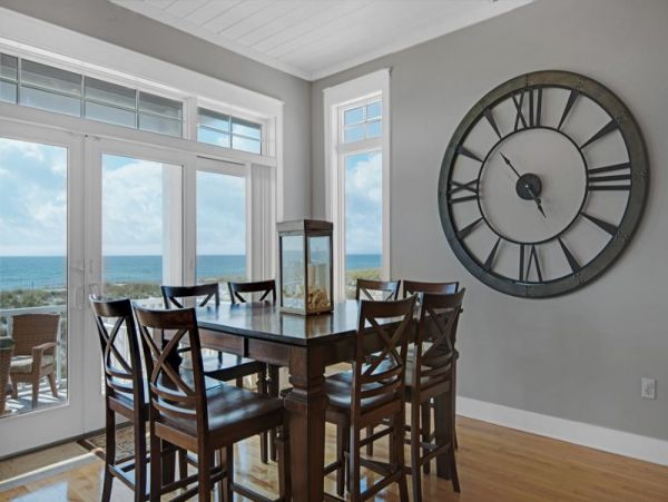 Spacious Beach House Awaits Your Arrival
