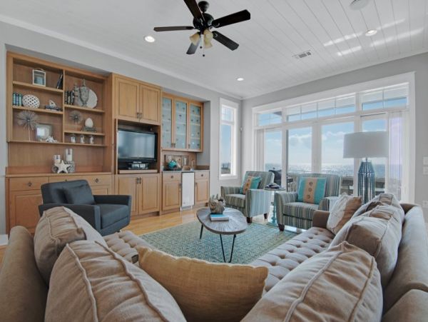 Spacious Beach House Awaits Your Arrival