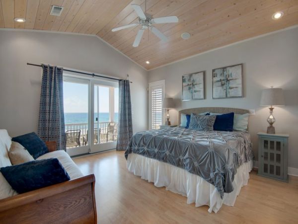 Spacious Beach House Awaits Your Arrival