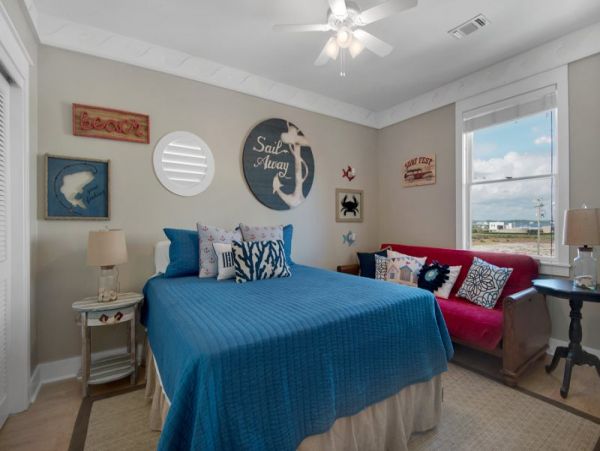 Spacious Beach House Awaits Your Arrival