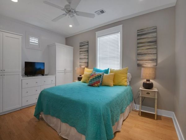 Spacious Beach House Awaits Your Arrival