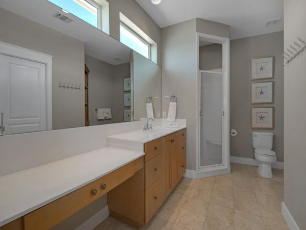 Spacious Beach House Awaits Your Arrival