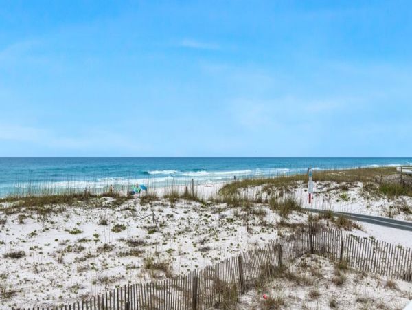 Beachfront Vacation Home In Pensacola Beach 4 Bedrooms
