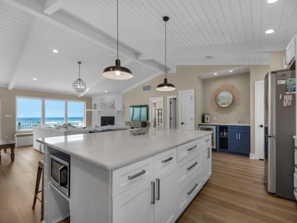 Beachfront Vacation Home In Pensacola Beach 4 Bedrooms