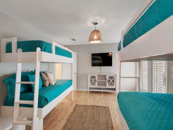 Pensacola Beach Beautiful Home with Unobstructed Gulf Views