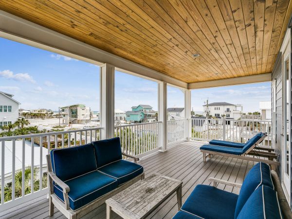 Luxury 5 Bedroom Vacation Pool Home in Pensacola Beach