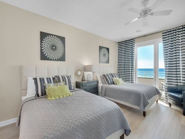 On Beach Pensacola Vacation Home Six Bedrooms Sleeps 30