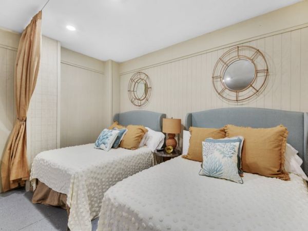 Pensacola Beach 7 Bedroom Home with Private Pool Sleeps 27