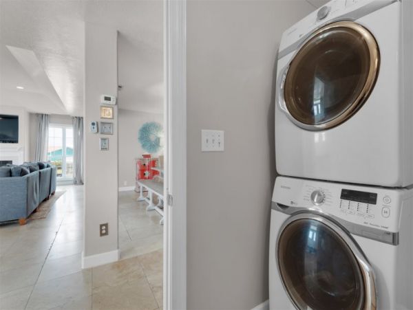 Pensacola Beach Home 953764