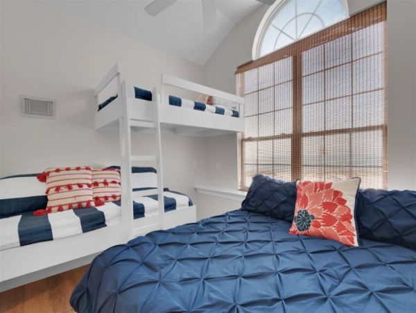 Pensacola Beach Home 953764