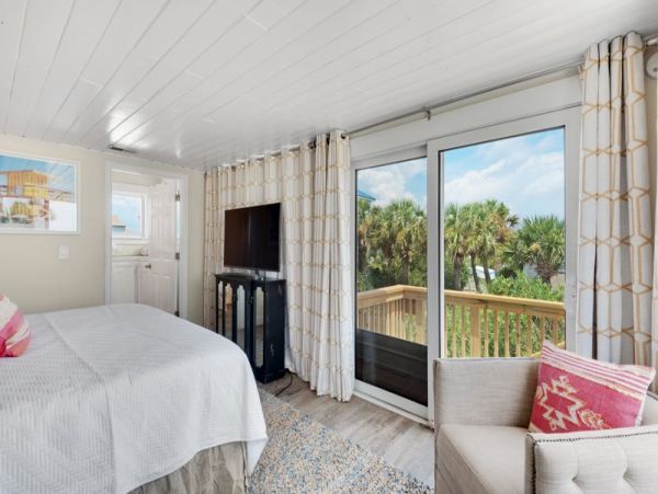 Pensacola Beach Home 953765