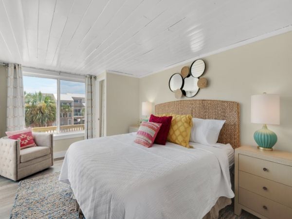 Pensacola Beach Home 953765