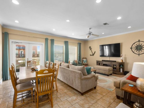 Pensacola Beach 100 Yards From Beach