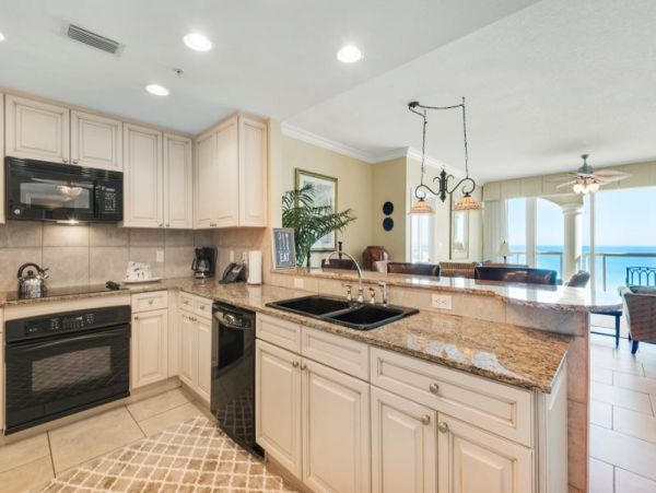 Pensacola Beach Condo 953770