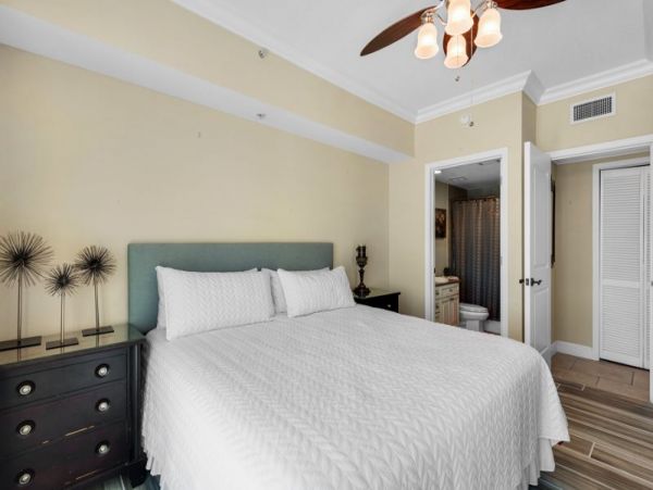 Pensacola Beach Condo 953770