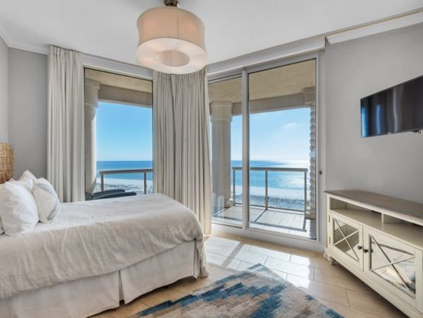Pensacola Beach Condo 953771