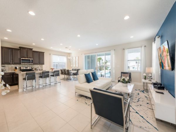 Kissimmee Vacation Home Five Bedroom