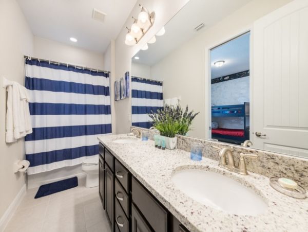 Kissimmee Vacation Home Five Bedroom