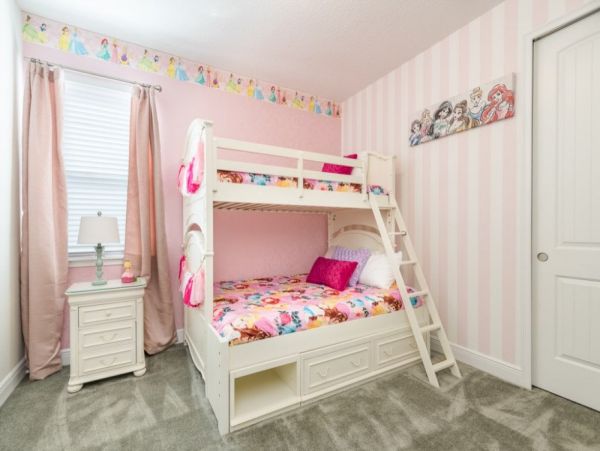 Kissimmee Vacation Home Five Bedroom