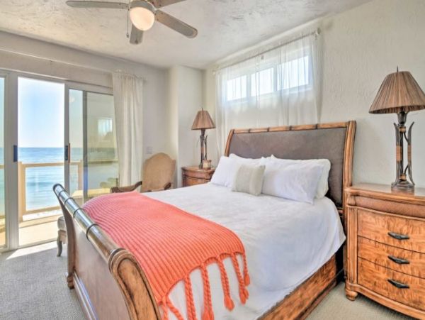 3 Bedroom Malibu Vacation Home Plus Loft Sleeps 8 Guests