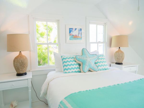 Five Bedroom Partial Harbour Views Bahamas Vacation Home