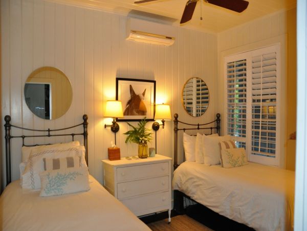 Bahamas Vacation Home with Great Ocean Vies Sleeps 10