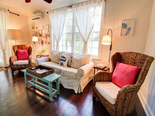 Bahamas Vacation Home with Great Ocean Vies Sleeps 10