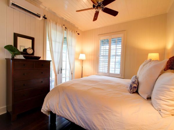 Bahamas Vacation Home with Great Ocean Vies Sleeps 10