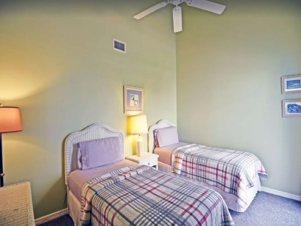 Siesta Key Beach Rental  6-Bedroom Vacation Home with Private Beach Access