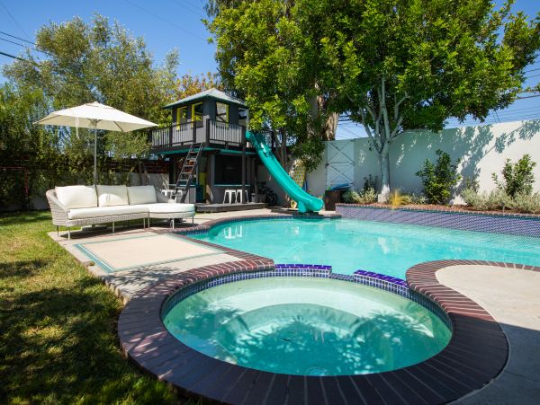 Santa Monica Four Bedroom Vacation Home with Private Pool