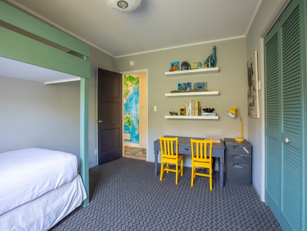 Santa Monica Four Bedroom Vacation Home with Private Pool