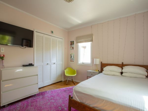 Santa Monica Four Bedroom Vacation Home with Private Pool