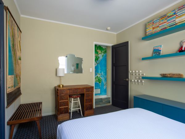 Santa Monica Four Bedroom Vacation Home with Private Pool