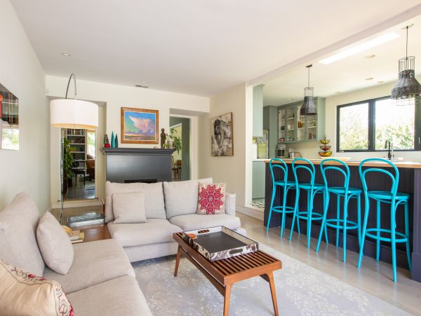 Santa Monica Four Bedroom Vacation Home with Private Pool