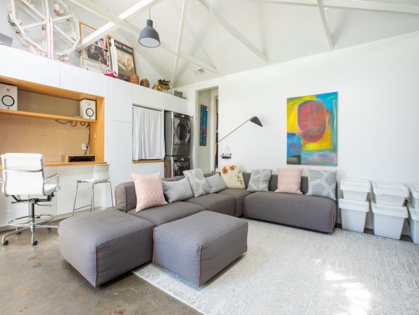 Santa Monica Four Bedroom Vacation Home with Private Pool