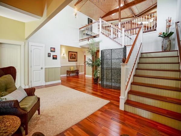 Four Bedroom Princeville Vacation Home Sleeps 12 Guests