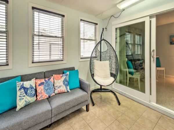 Three Bedroom Bradenton Vacation Home Sleeps 10 Guests