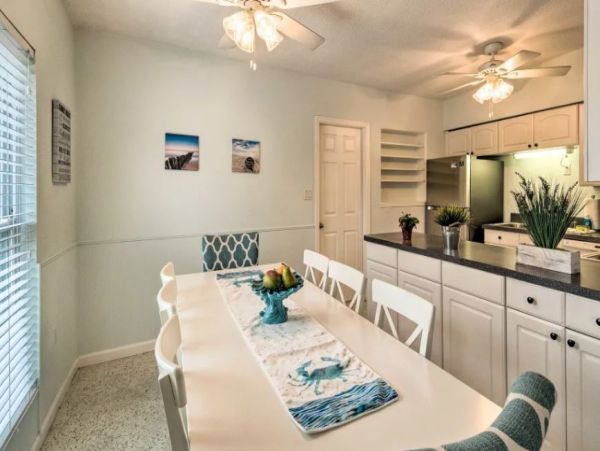 Three Bedroom Bradenton Vacation Home Sleeps 10 Guests